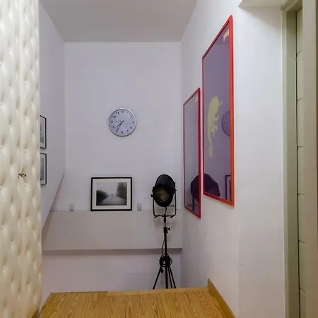 Artist Attic *