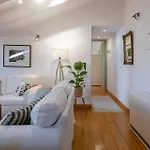 Artist Attic Appartement