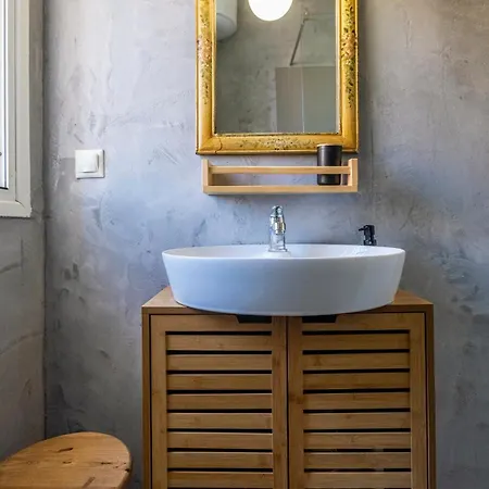 شقة Artist Attic Corfu (city)
